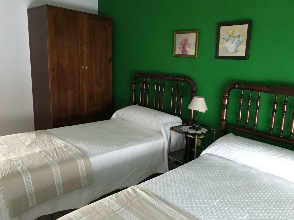 Casa Rural La Herencia Alía Esterno foto