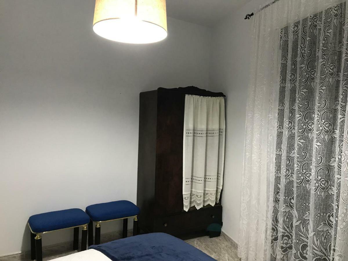 Casa Rural La Herencia Alía Esterno foto